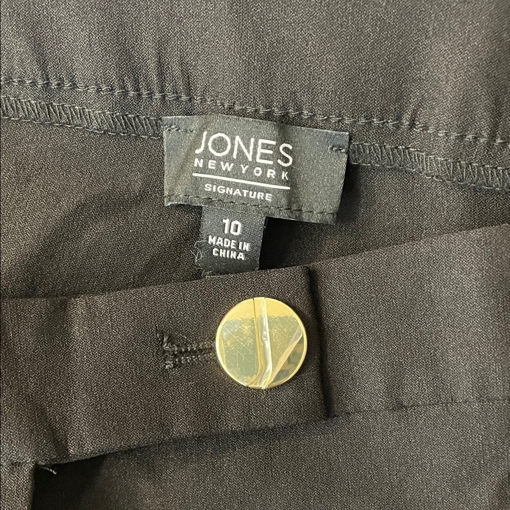 NWT. Jones New York 10 Classic Black Slim Crop Dress Pants. - Picture 4 of 10